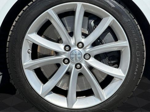 Used 2018 Jaguar F-TYPE Coupe RWD image 10