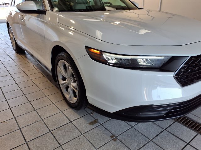Certified 2025 Honda Accord LX image 20