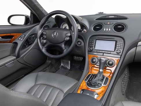 Used 2005 Mercedes-Benz SL 65 AMG image 16