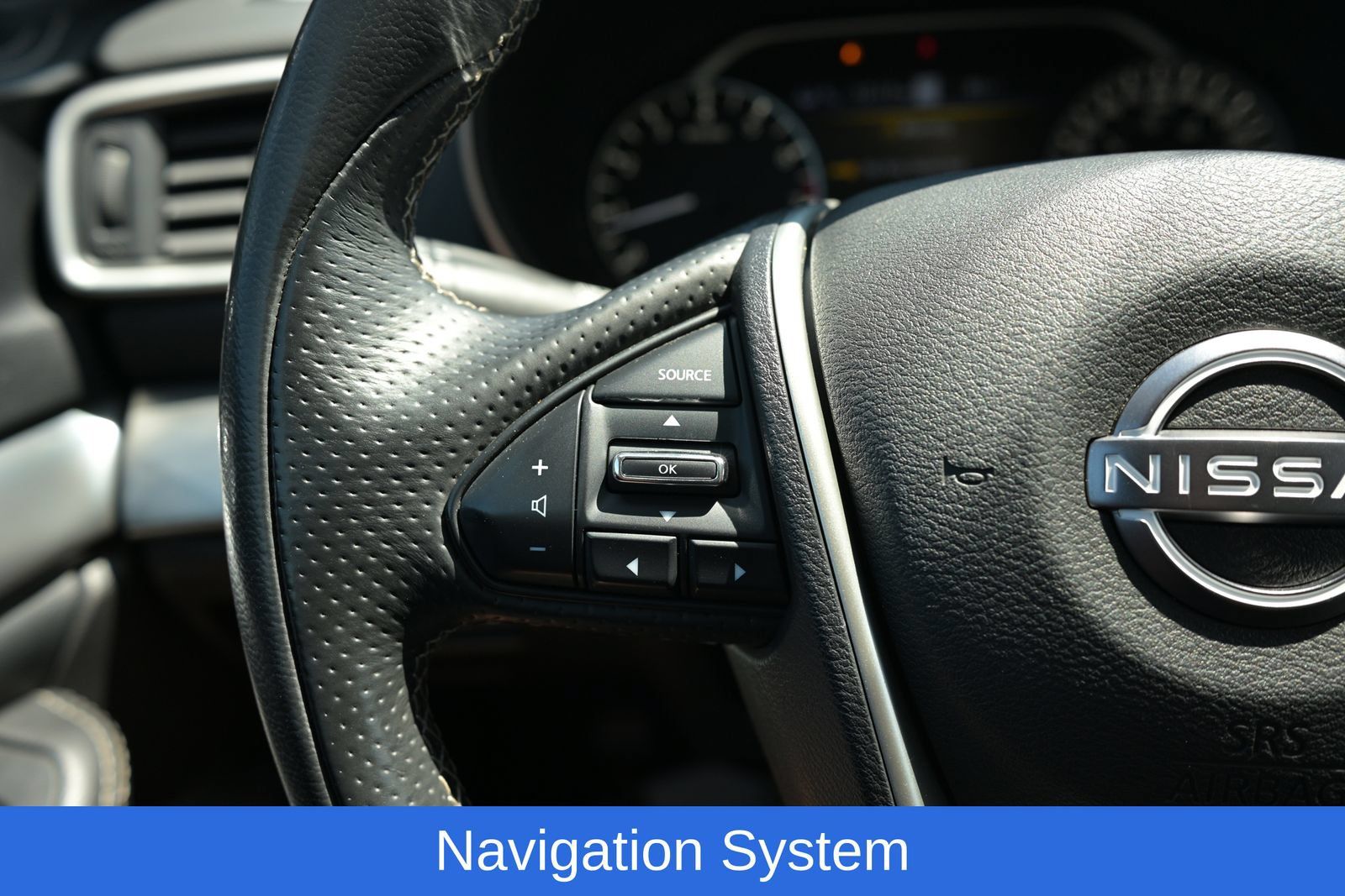 Used 2023 Nissan Maxima SL FWD image 24