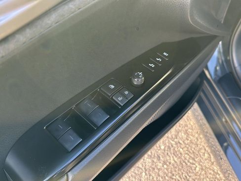 Used 2025 Toyota Camry XLE image 30