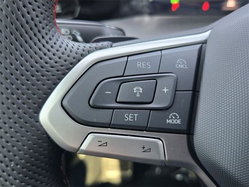 New 2026 Volkswagen GTI SE image 13