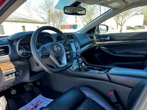 Used 2018 Nissan Maxima Platinum image 9