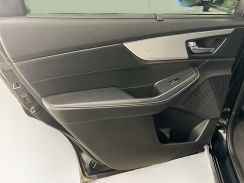 Used 2023 Acura MDX SH-AWD w/ Technology Package image 28