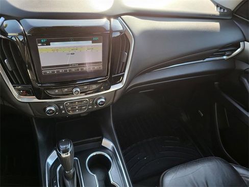 Used 2019 Chevrolet Traverse RS w/ LPO, Cargo Package image 23