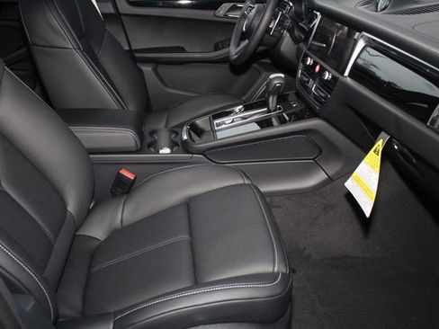 New 2026 Porsche Macan S image 25