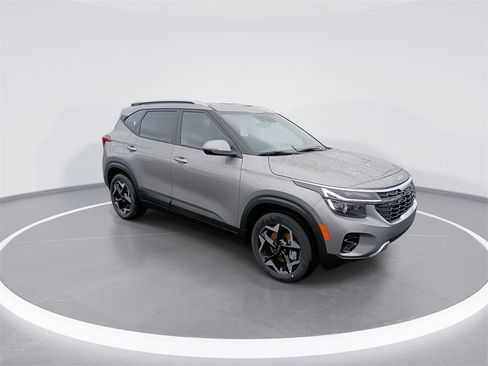 New 2026 Kia Seltos S image 2