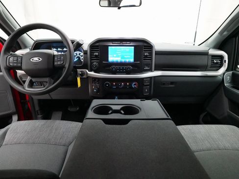 Used 2022 Ford F150 XLT w/ Trailer Tow Package image 5