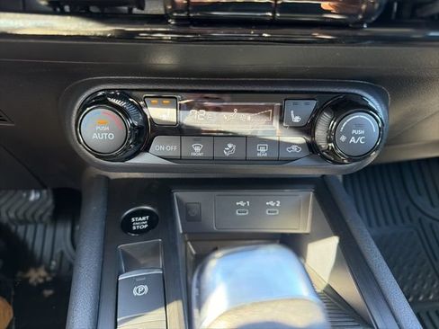 Used 2026 Nissan Kicks SV w/ SV Premium Package AWD/4WD image 14