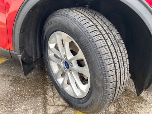 Used 2022 Ford Escape SE image 24