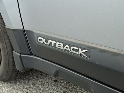 Used 2013 Subaru Outback 2.5i AWD/4WD image 30