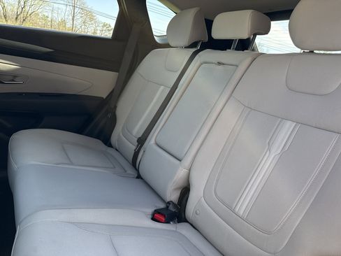 Certified 2025 Hyundai Tucson SEL image 13