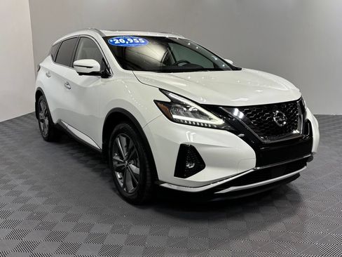 Used 2019 Nissan Murano Platinum FWD image 2