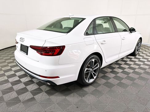 Used 2019 Audi A4 2.0T Premium image 3
