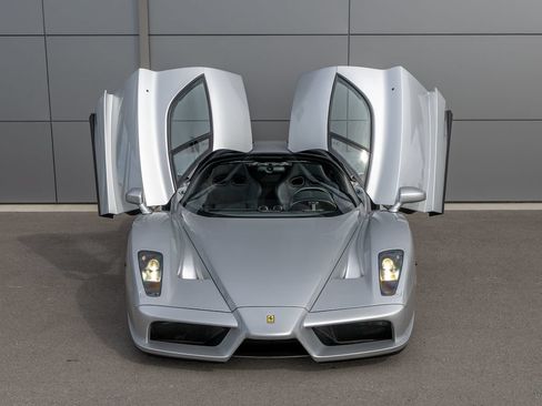 Used 2003 Ferrari Enzo RWD image 6