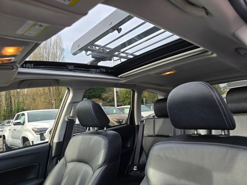 Used 2015 Subaru Forester 2.5i Limited image 21