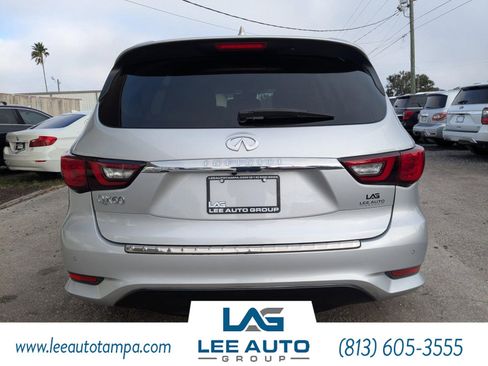 Used 2019 INFINITI QX60 Luxe w/ Essential Package image 4