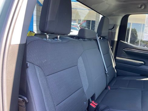 Used 2025 Chevrolet Silverado 1500 LT AWD/4WD image 16