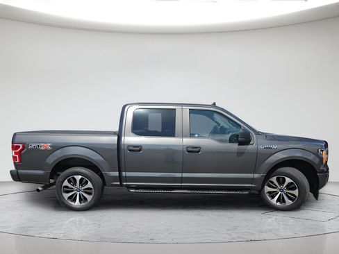 Used 2020 Ford F150 XL w/ Equipment Group 101A Mid RWD image 3