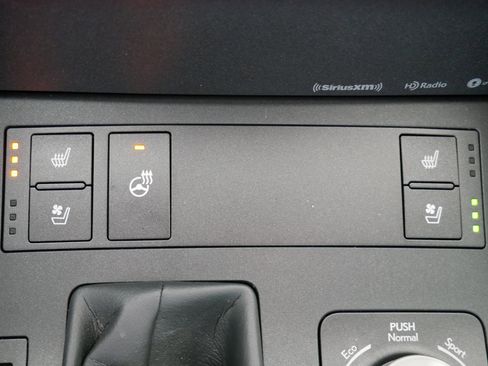 Used 2025 Lexus IS 350 F Sport w/ Accessory Package 2 image 30