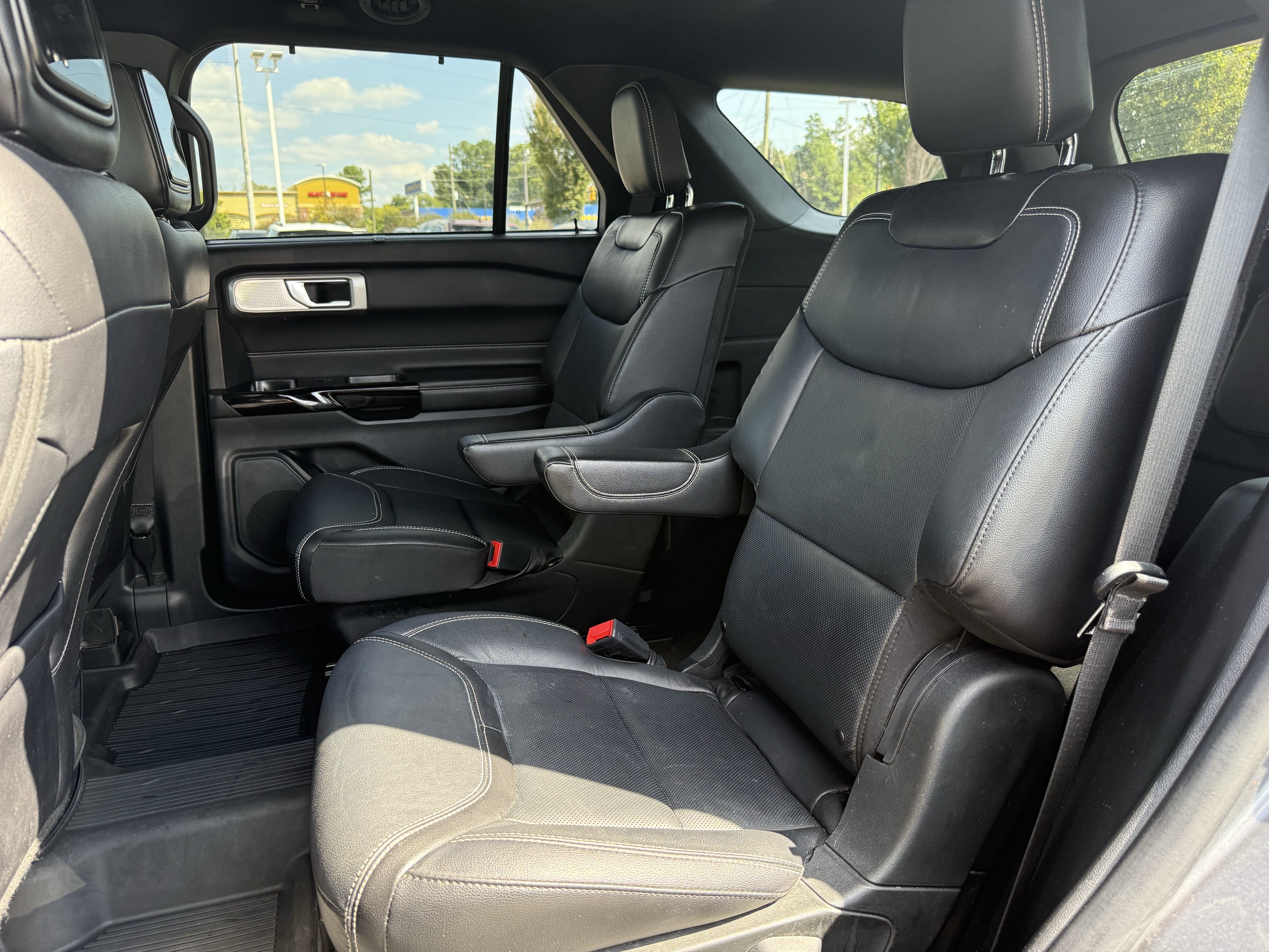 Used 2021 Ford Explorer ST w/ Equipment Group 401A AWD/4WD image 34