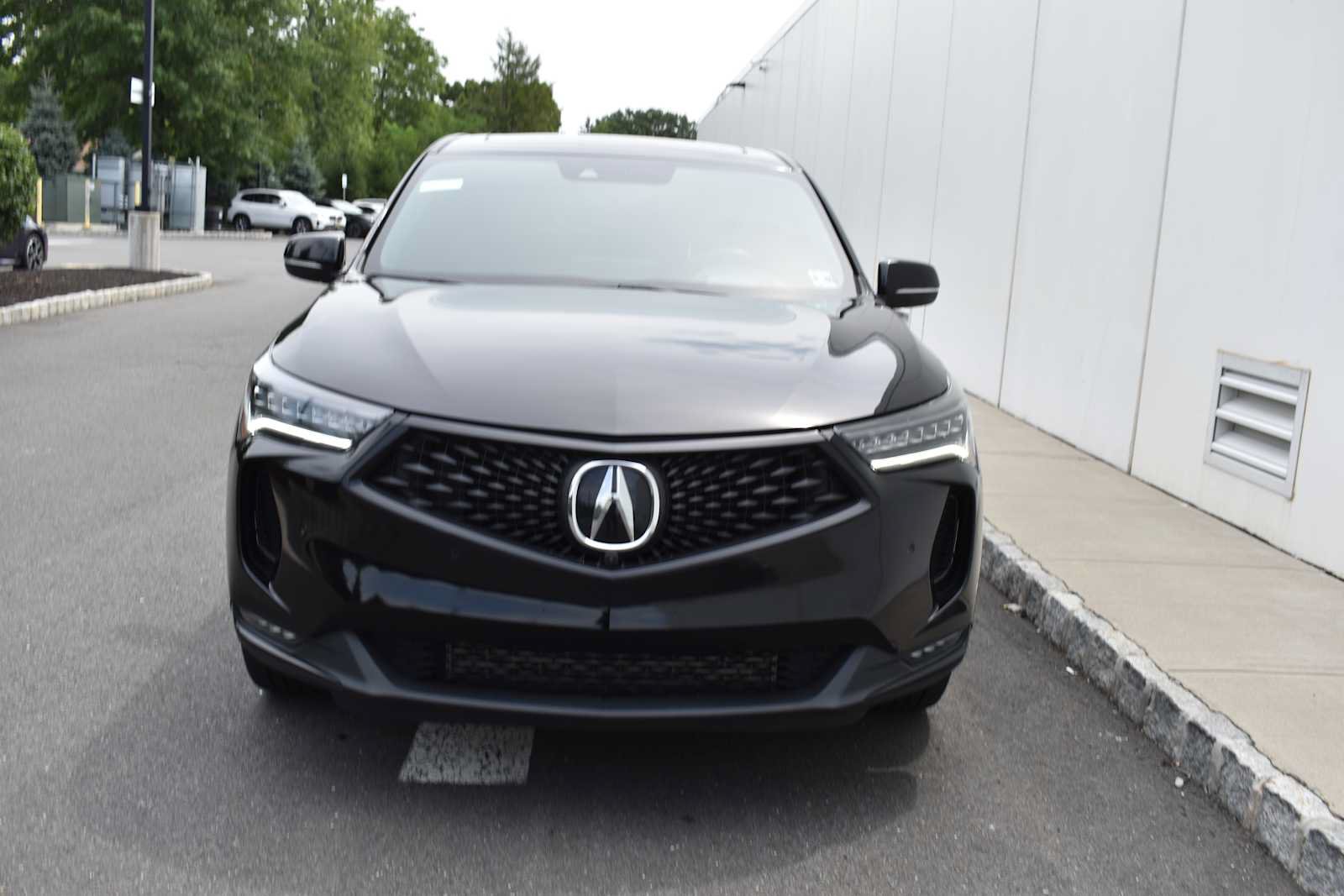 Used 2024 Acura RDX w/ Advance Package AWD/4WD image 2