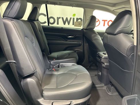 New 2026 Toyota Grand Highlander AWD image 15