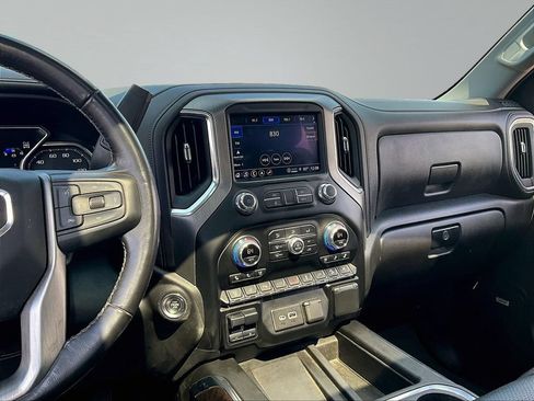 Used 2022 GMC Sierra 3500 Denali w/ Denali Ultimate Package AWD/4WD image 12