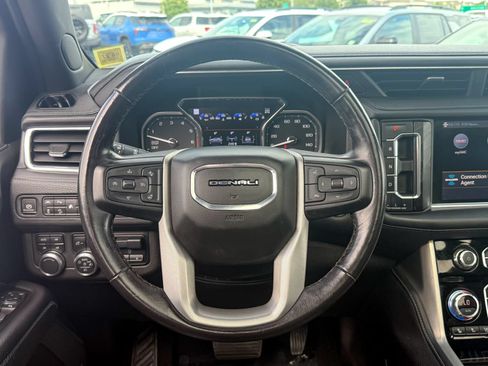 Certified 2021 GMC Yukon Denali w/ Denali Premium Package AWD/4WD image 29