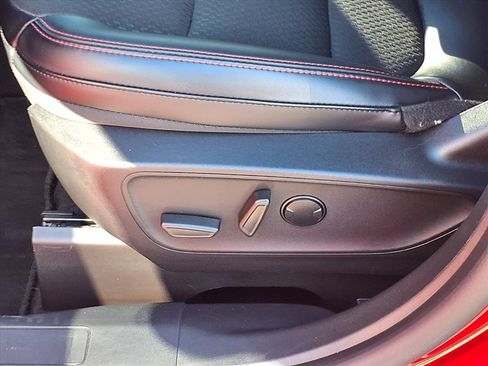 Used 2025 Ford Escape ST-Line w/ Tech Pack #1 image 4