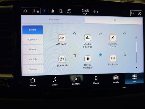 Used 2023 Chrysler Pacifica Touring-L FWD image 46
