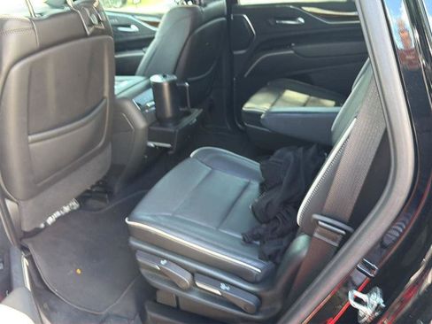 Used 2023 Cadillac Escalade Premium Luxury w/ Performance Package AWD/4WD image 5