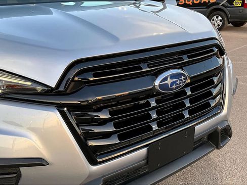 Used 2025 Subaru Ascent Onyx Edition image 29