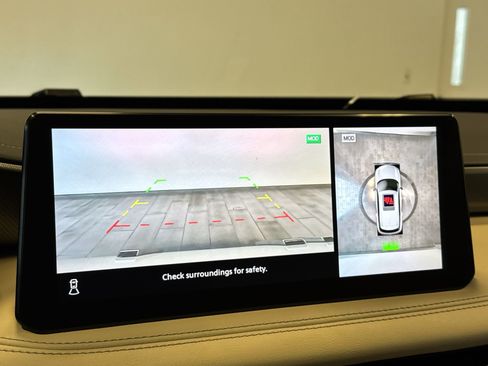 Certified 2025 INFINITI QX60 Luxe image 17