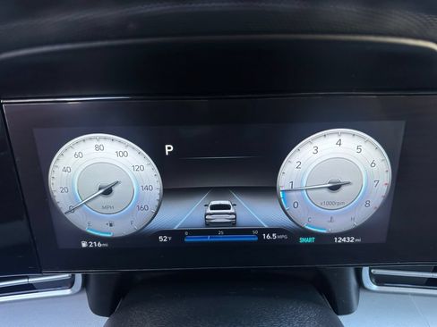 Used 2023 Hyundai Elantra Limited w/ Cargo Package FWD image 38