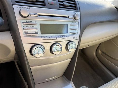 Used 2007 Toyota Camry CE FWD image 12