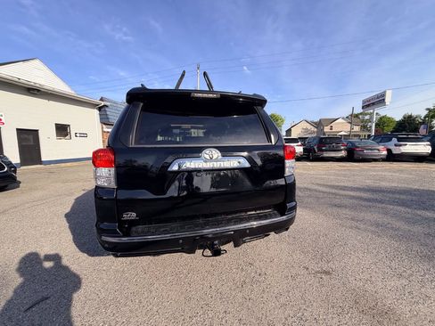 Used 2010 Toyota 4Runner Limited AWD/4WD image 28
