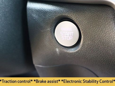 Used 2025 Kia Sorento S image 10