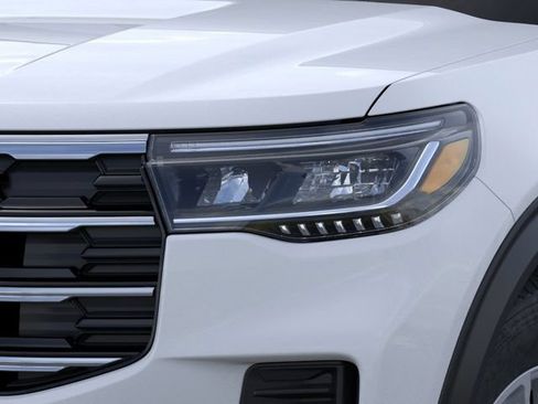 New 2026 Ford Explorer Active RWD image 19