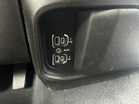 Used 2019 RAM 1500 Tradesman image 21
