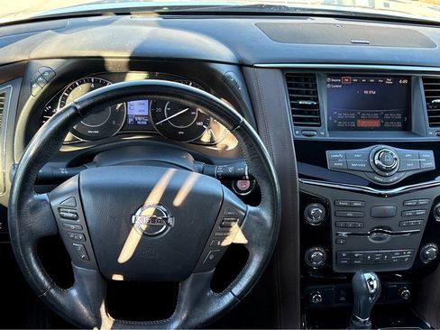 Used 2020 Nissan Armada Platinum w/ Platinum Reserve Package image 4