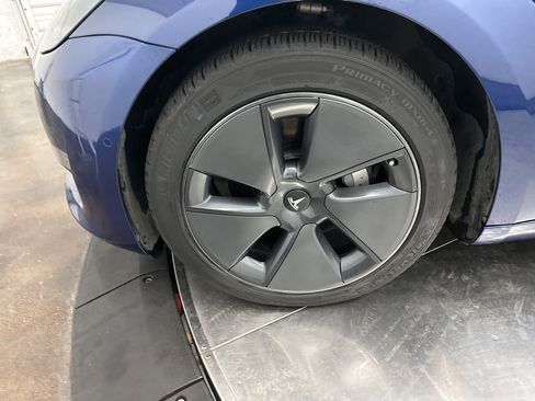 Used 2022 Tesla Model 3 Long Range image 28