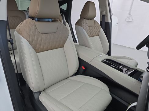 New 2026 Nissan Murano Platinum w/ Cargo Package AWD/4WD image 10