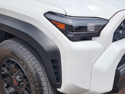 Used 2026 Toyota 4Runner TRD Off-Road Premium AWD/4WD image 28