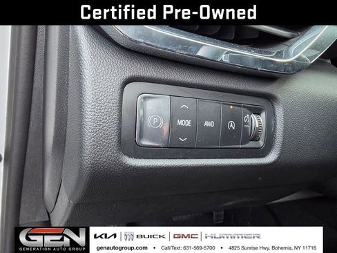 Used 2024 GMC Acadia Elevation image 29