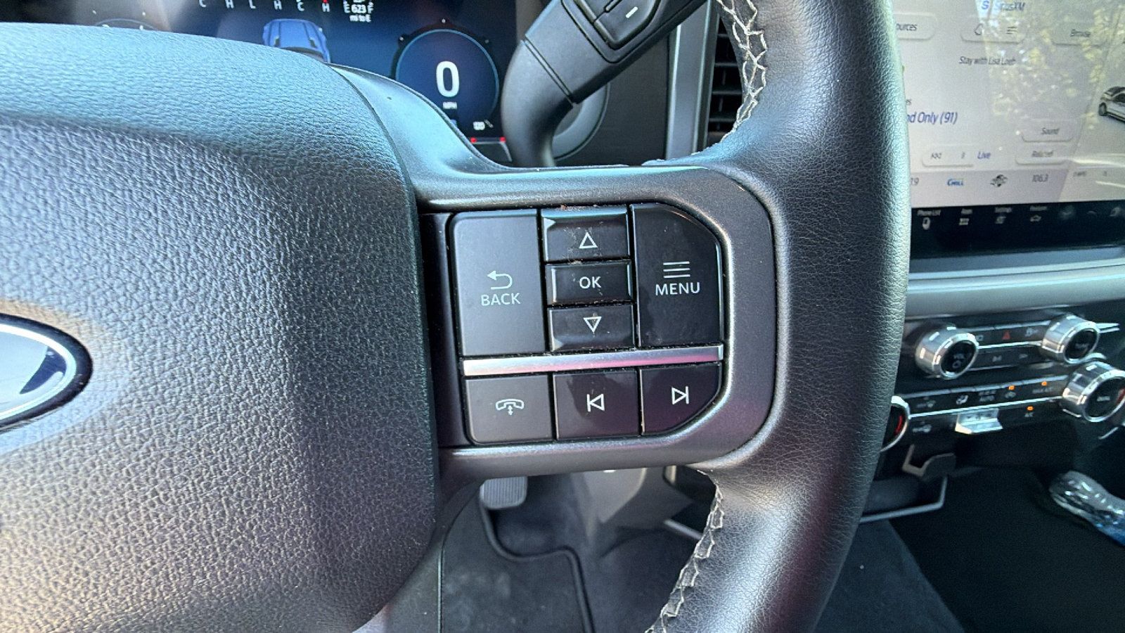 Used 2025 Ford F150 XLT w/ Equipment Group 301A Standard AWD/4WD image 27
