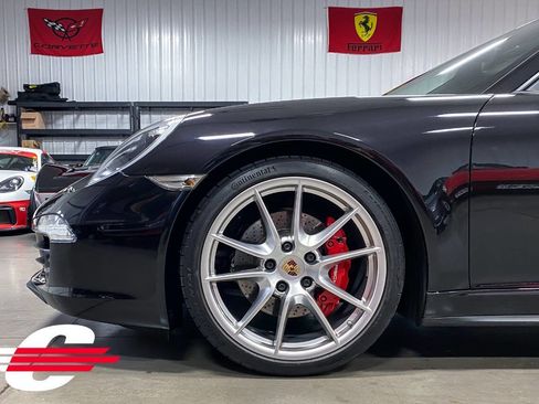 Used 2013 Porsche 911 Carrera 4S image 9