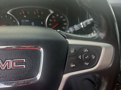 Used 2020 GMC Acadia SLE w/ Driver Convenience Package image 22