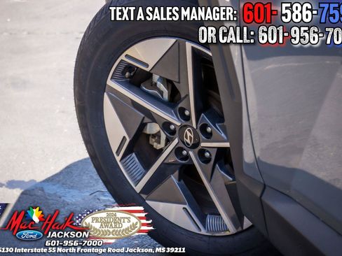 Used 2025 Hyundai Tucson SEL AWD/4WD image 4