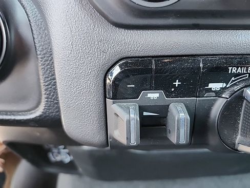 Certified 2023 RAM 1500 Big Horn w/ Trailer Tow Group image 31